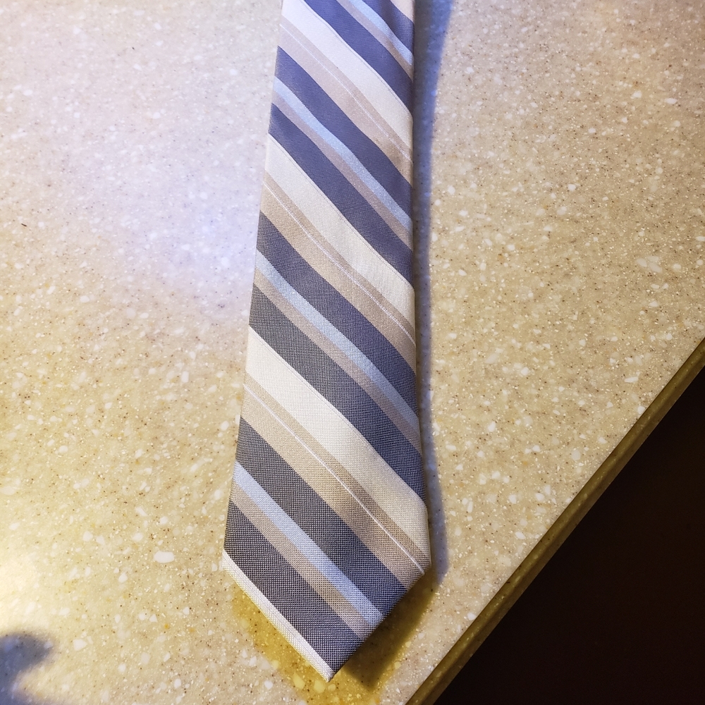 Silk Perry Ellis Portfolio Tie
